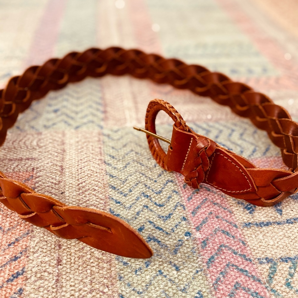 Leather belt